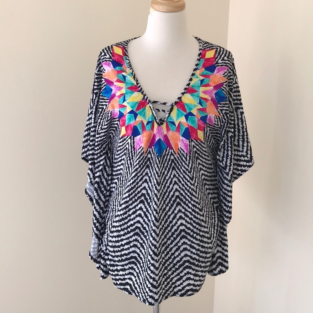 New! Bar lll large  feathered daze coverup.